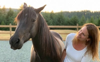 From Insecurity to Connection: Lessons From My Mustang Mare Cinder